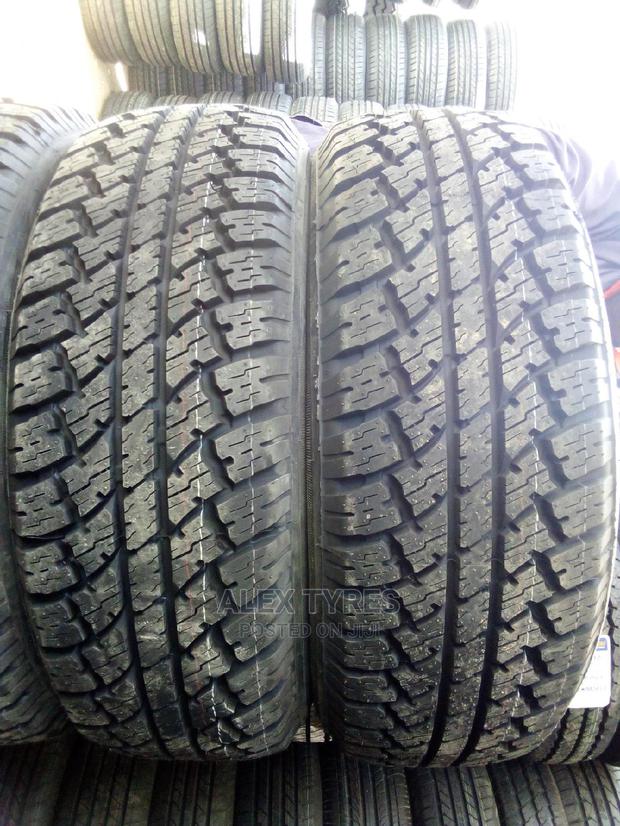 235/65r17 A/T Maxtreck Tyres Made in China