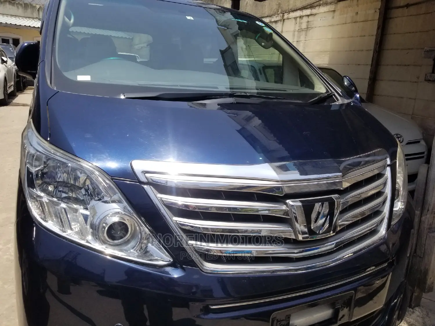 Toyota Alphard 2014 Blue