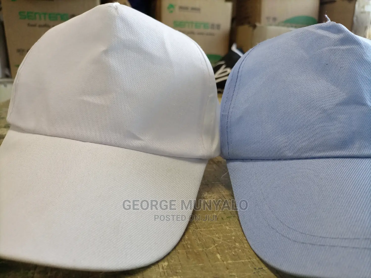 Light Material Plain Caps