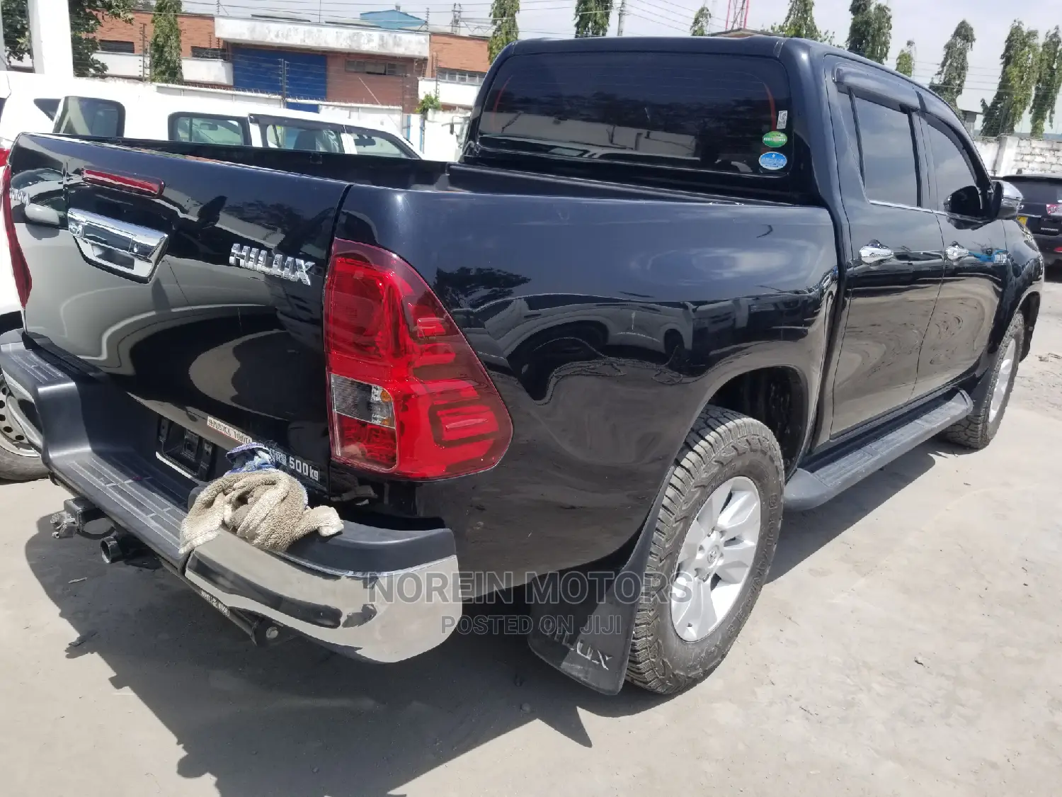 Toyota Hilux 2015 Black