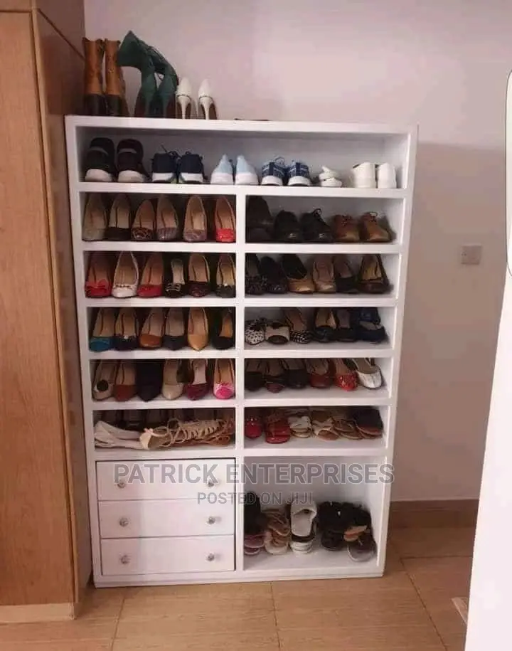 Morden Shoe Rack
