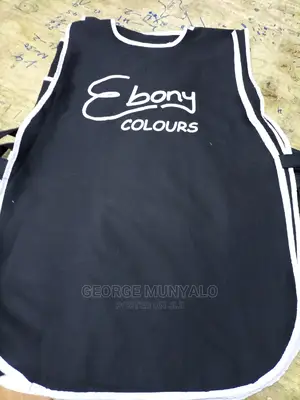 Saloon Quality Aprons