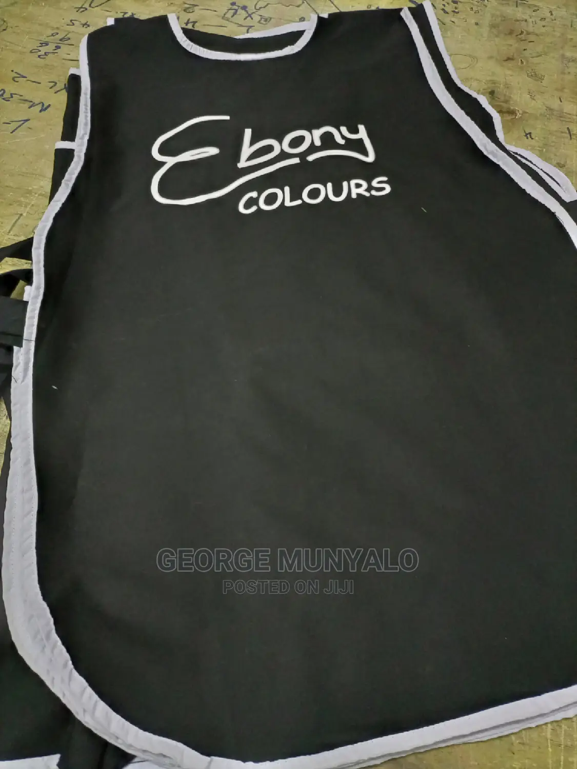 Saloon Quality Aprons
