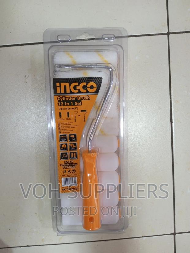 Manual 12 in 1 Roll Brush - main view