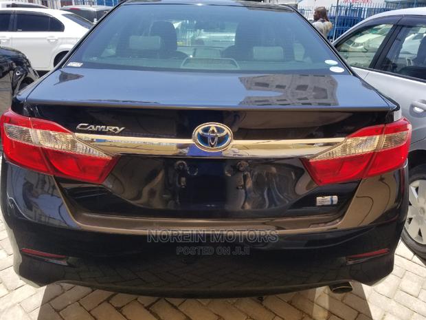 Toyota Camry 2014 Black - thumbnail 10