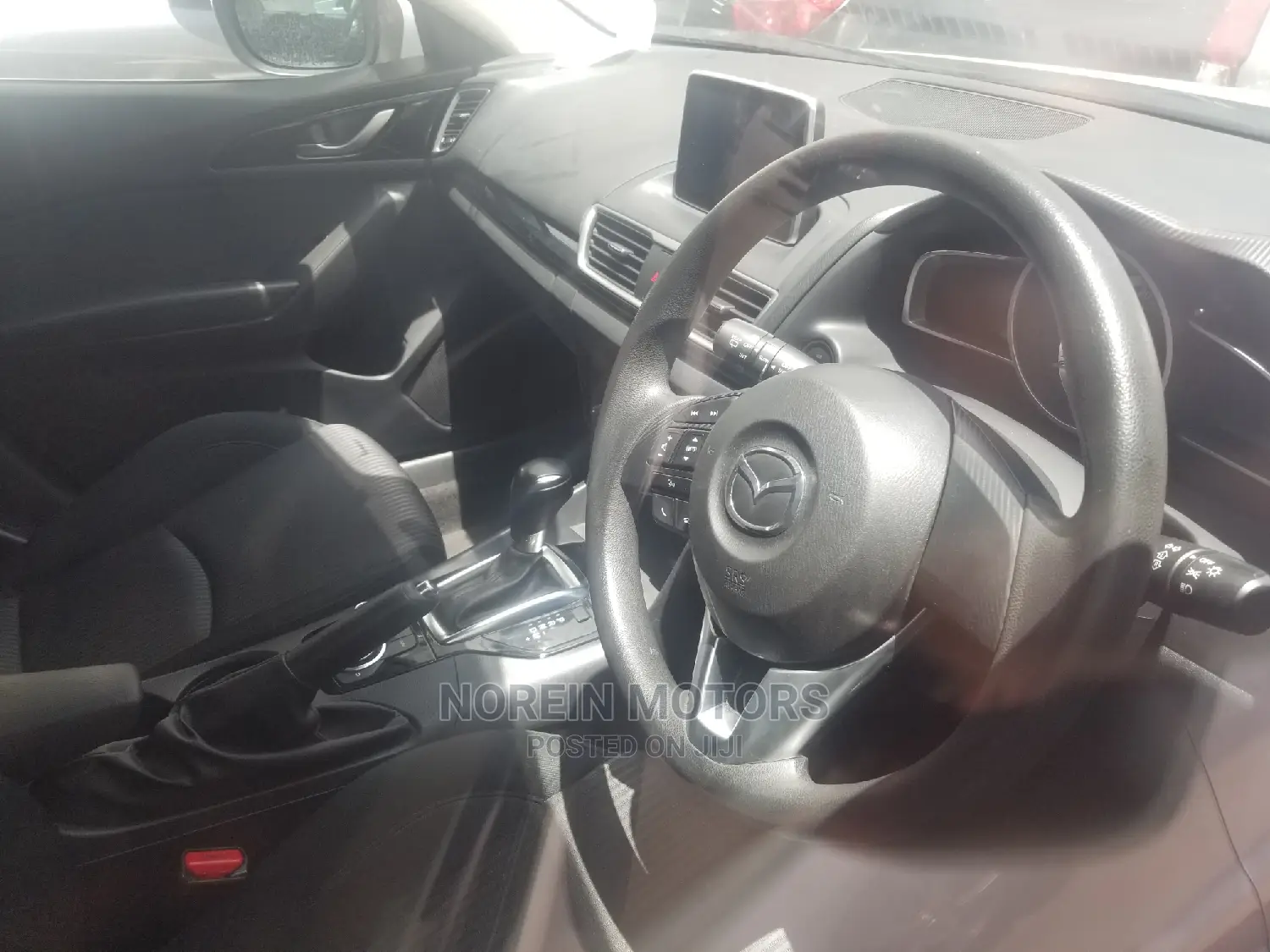 Mazda Axela SV Premium 2014 Pearl