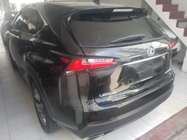Lexus NX 300h 2015 Black - thumbnail 4