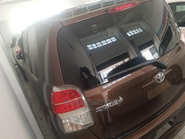 Toyota Spade 2014 1.5 Brown - thumbnail 3