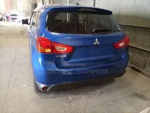 Mitsubishi RVR 2015 Blue
