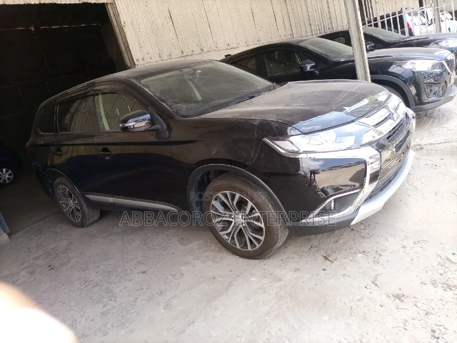 Mitsubishi Outlander 2015 Black
