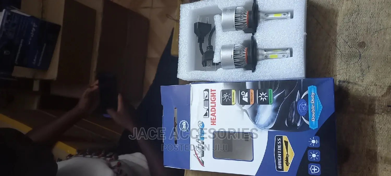 Afritech H4/H7 Headlight Bulbs