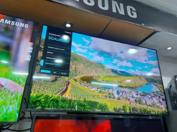 50 Samsung Bu 8000 Smart TV