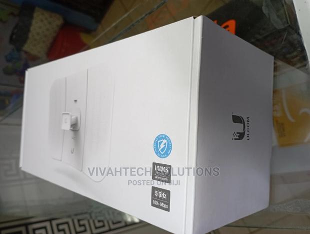 Ubiquiti Litebeam M5 | 5ghz 23dbi - thumbnail 3