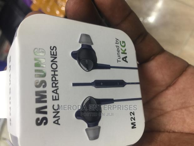 Samsung ANC Akg Earphones - main view