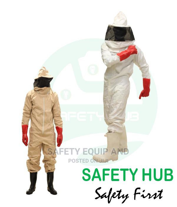 Safety Bee Uniform, Sting Resistant - main view