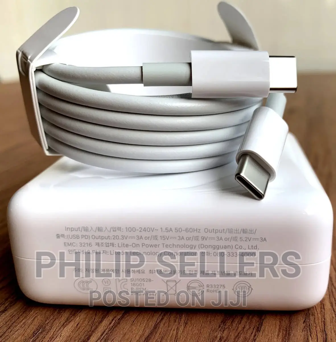 A1718 Macbook Pro 61W USB-C Power Adapter Charger