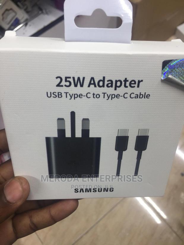 Black Type C to Type C Charger - main view