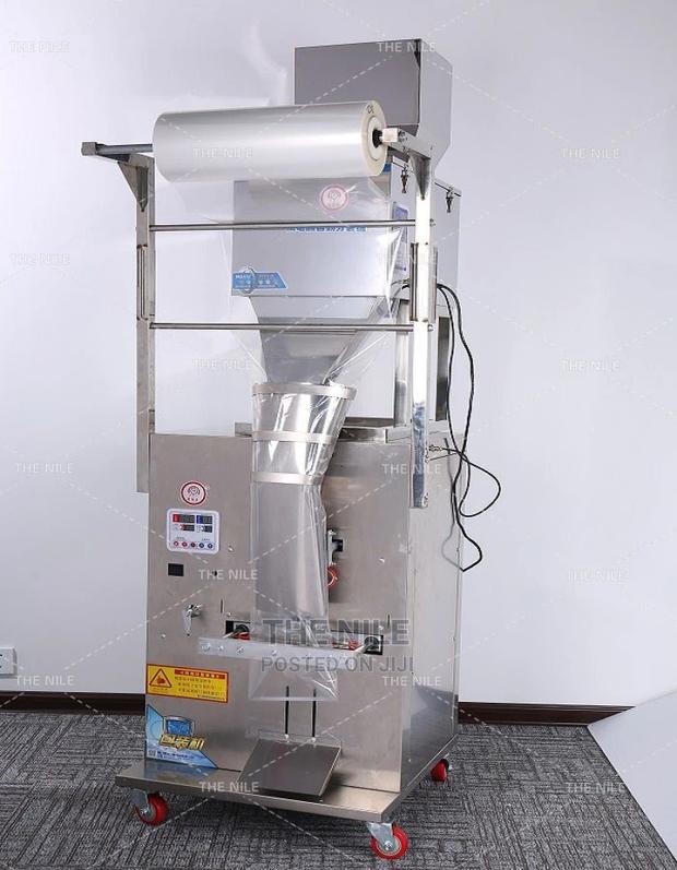 1 Kg Pouch Rice Sugar Packing Machine - thumbnail 4