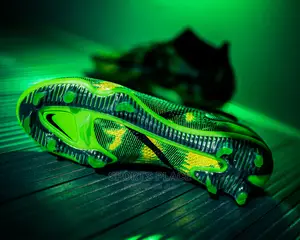 Nike Phantom GT II Shock Wave Football/Soccer Boots