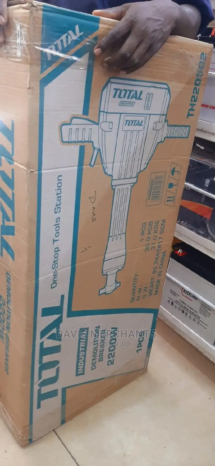 Total Demolition Breaker 2200w