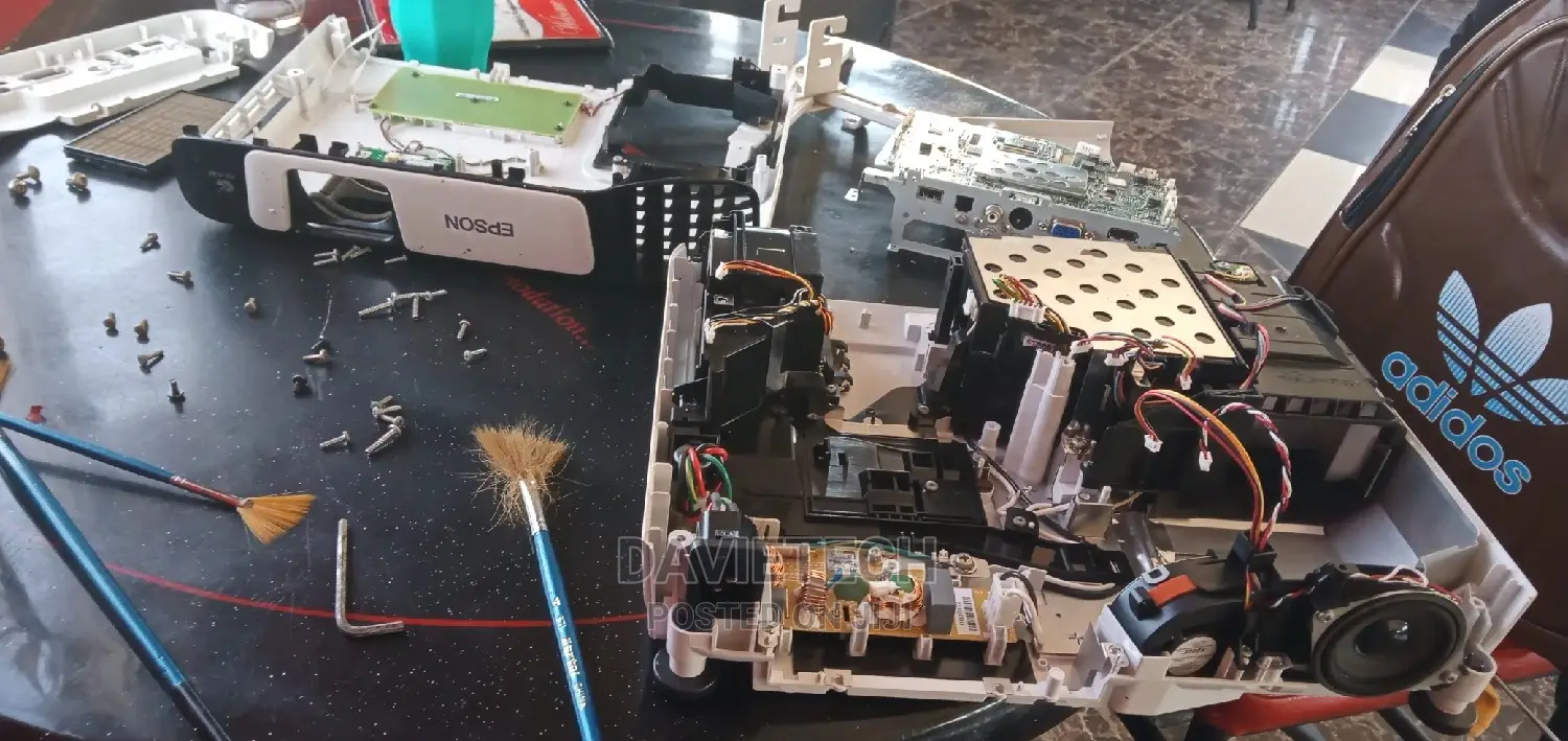 Projector Repair and Service