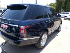 Land Rover Range Rover Vogue 2015 Blue