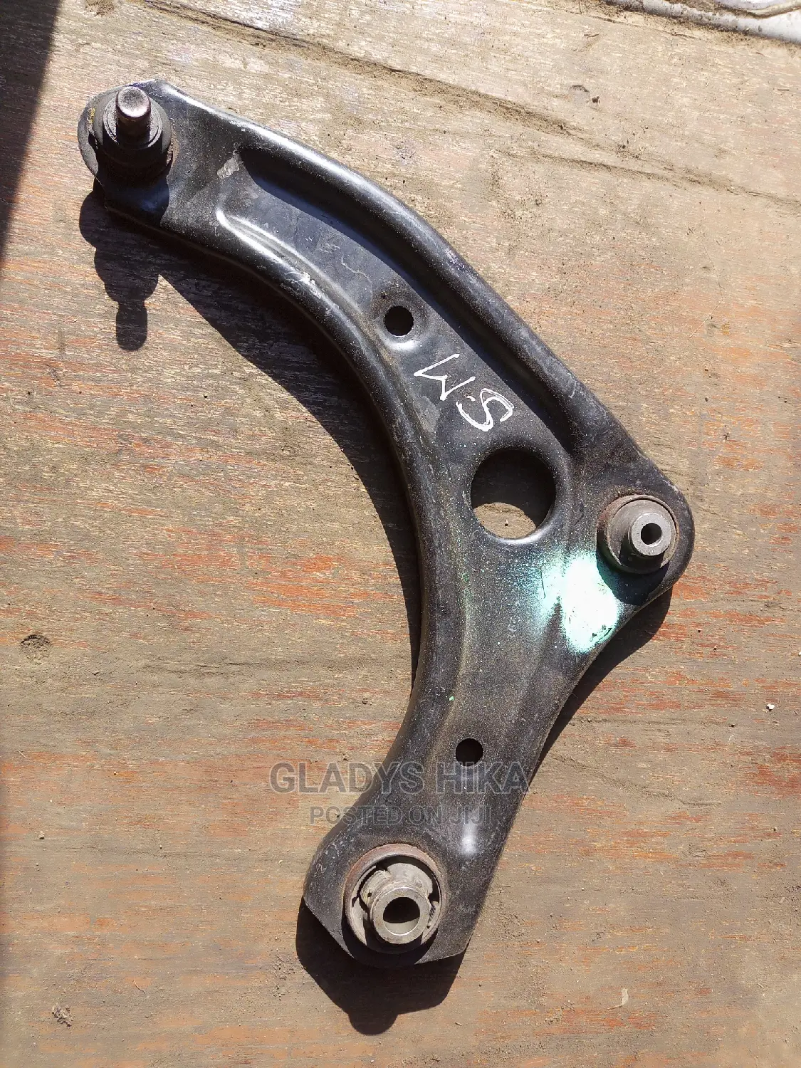 Ex Japan Arms for Nissan Note.