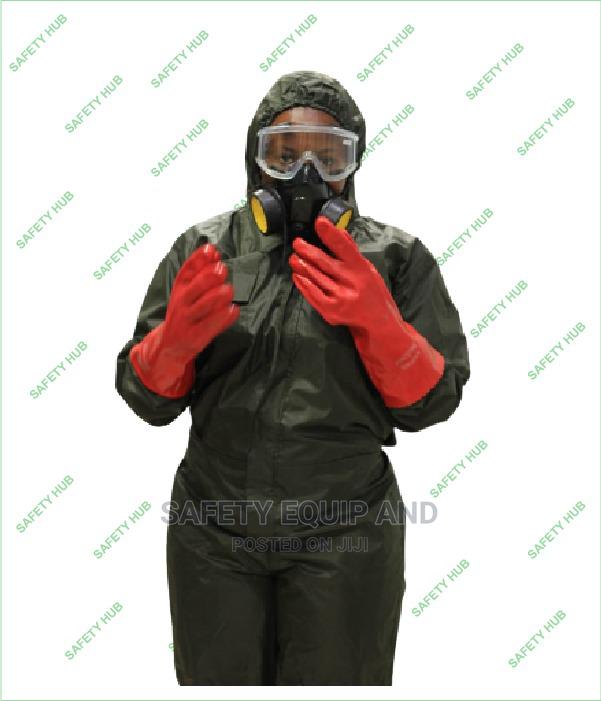 Double Nozzle Safety Resipirator With Pvc Gloves