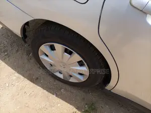Nissan Wingroad 2015 Silver