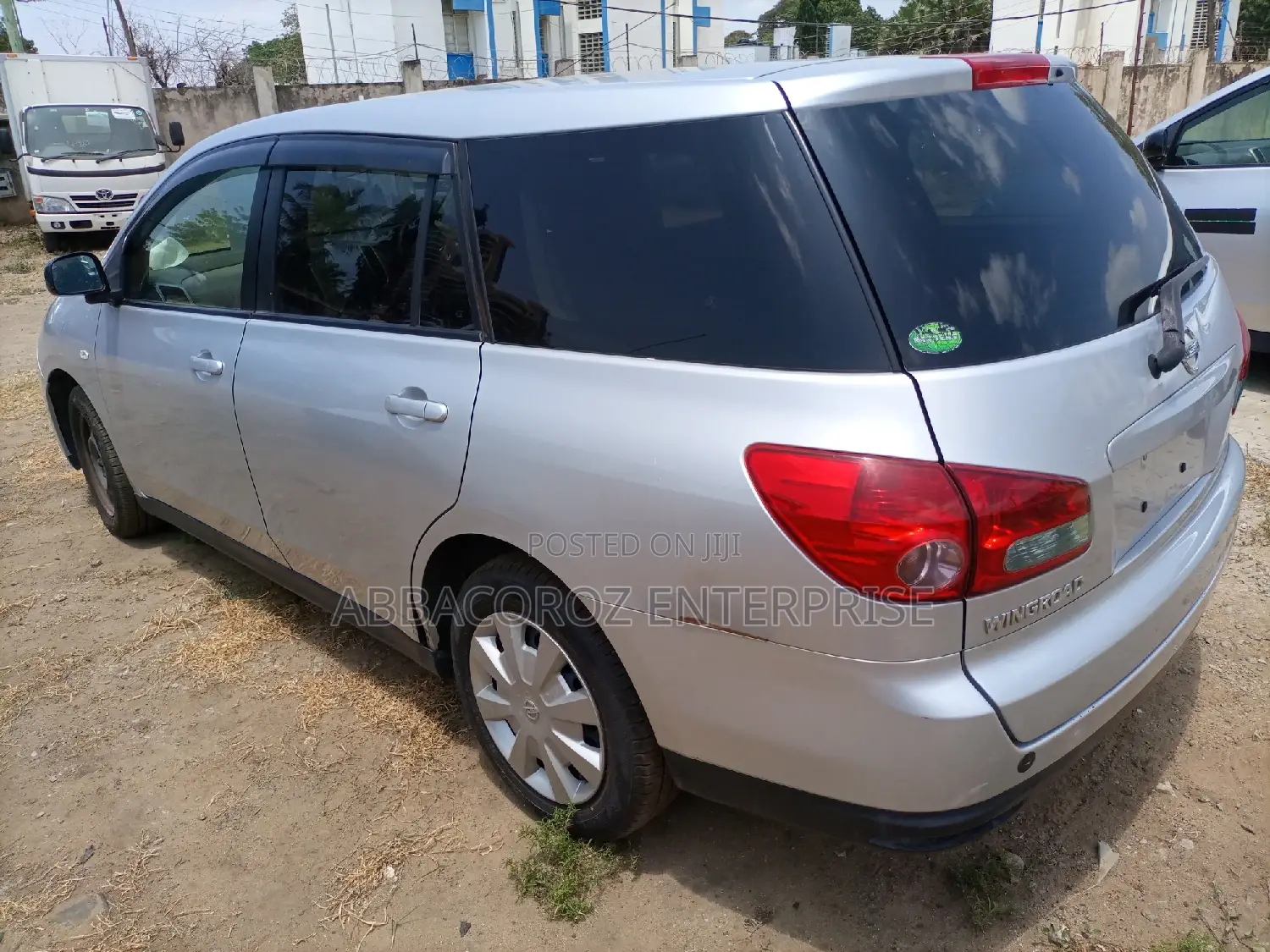 Nissan Wingroad 2015 Silver