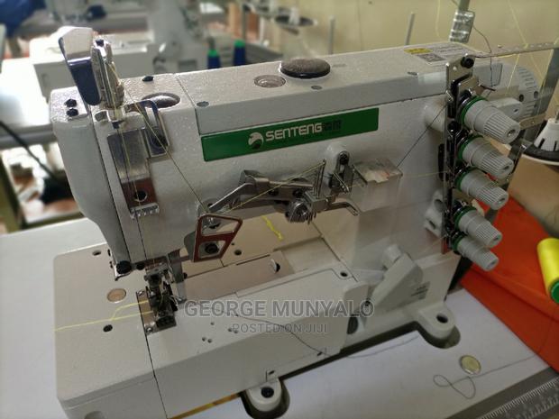 Flat-Lock Sewing Machine - thumbnail 2