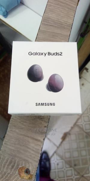 Samsung Galaxy Buds 2 Earbuds - thumbnail 2