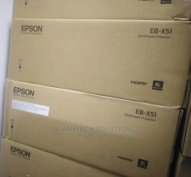 Epson EB-X51 Projector - main view