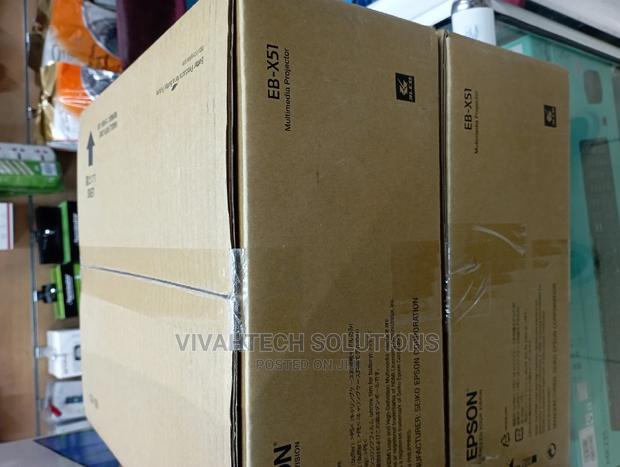 Epson EB-X51 Projector - thumbnail 3