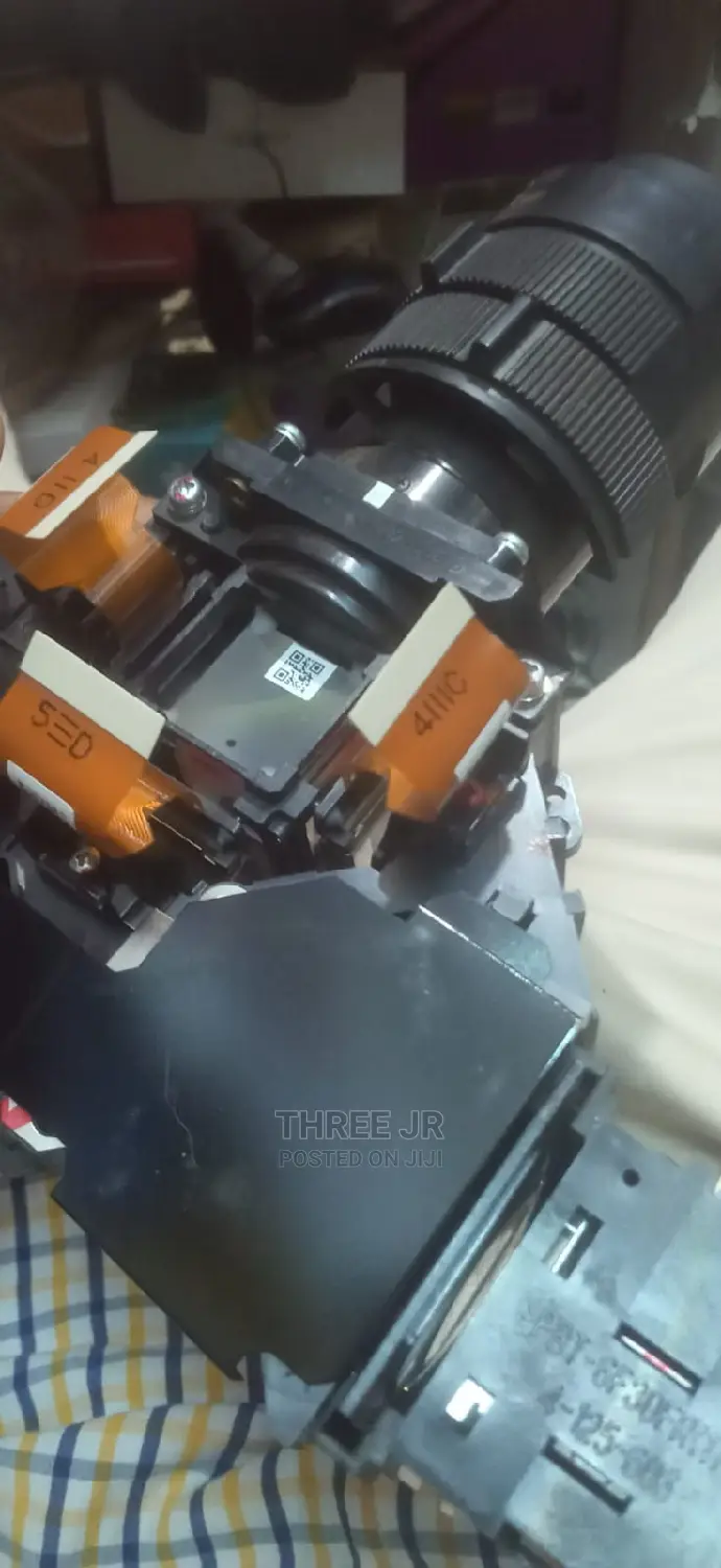 Quality Service On Projector Repairs Works