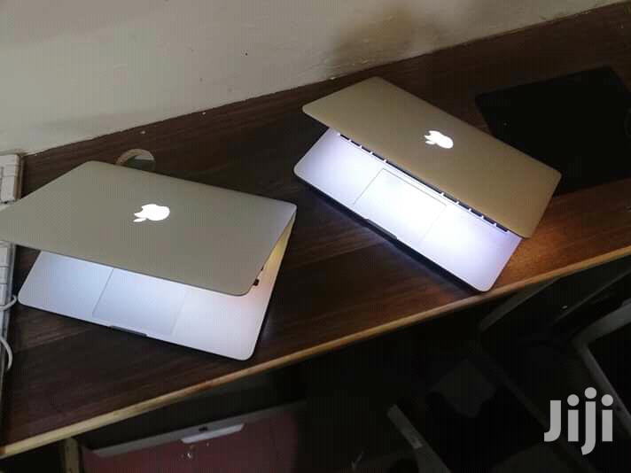 Laptop Apple MacBook Pro 4GB Intel Core i5 HDD 500GB