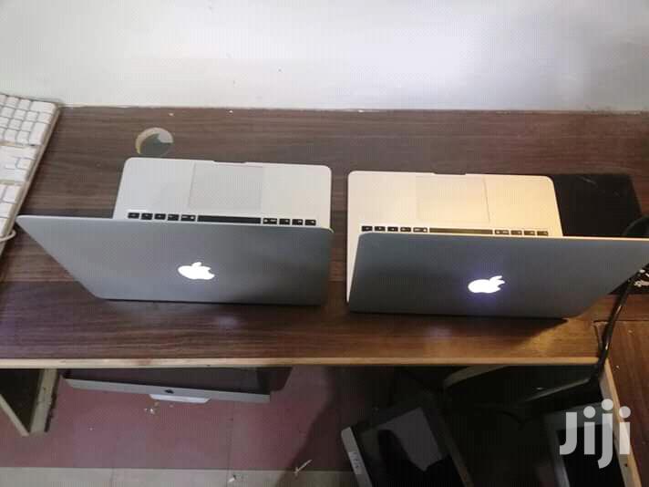 Laptop Apple MacBook Pro 4GB Intel Core i5 HDD 500GB
