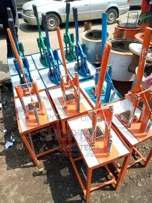 Commercial Chips Cutter.