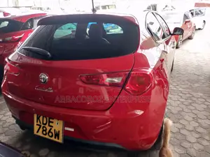Alfa Romeo Giulia 2016 Red