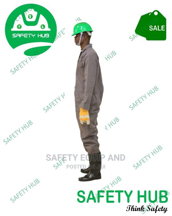 High Quality Safety Uniform For Work-we Also Supply Helmets