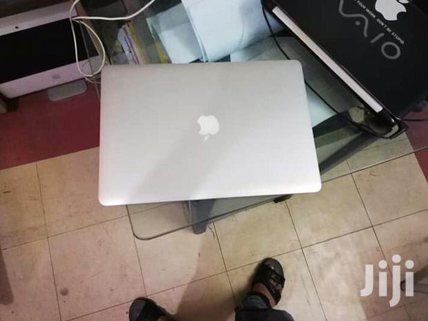 Laptop Apple MacBook Pro 4GB Intel Core i5 HDD 500GB - thumbnail 3