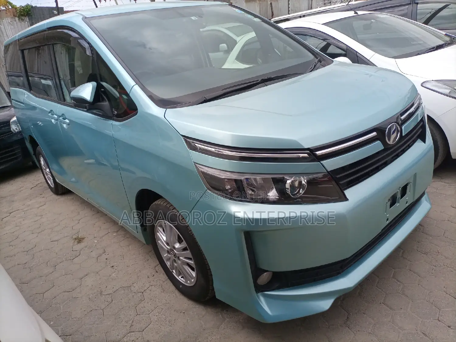 Toyota Voxy 2014 SV Premium Green