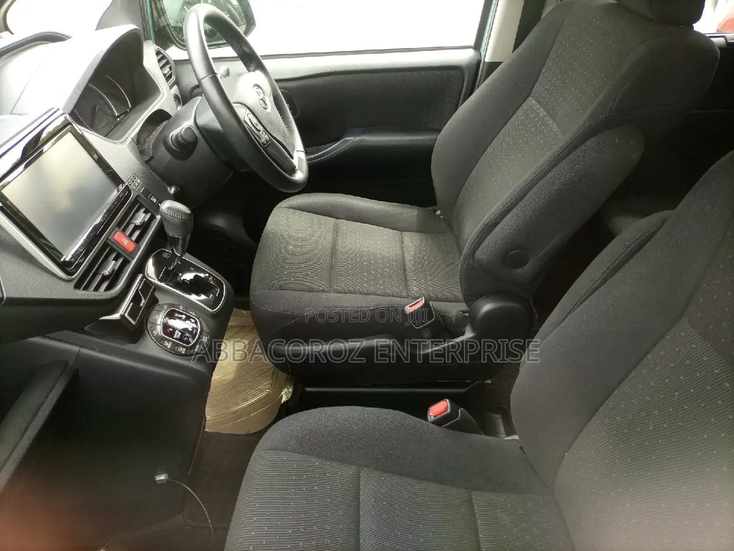 Toyota Voxy 2014 SV Premium Green