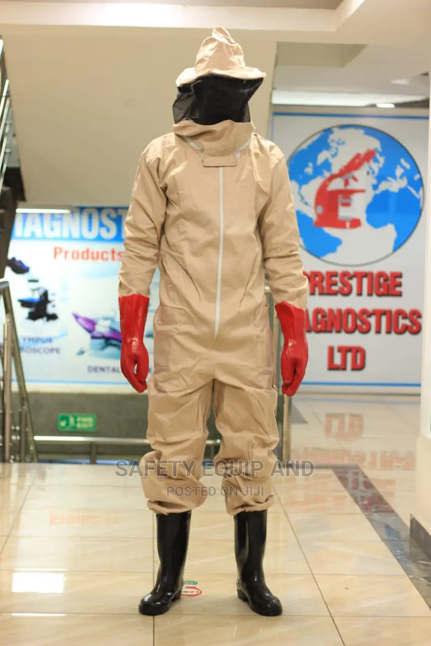 Safety Sting Resistant Cotton Beige Bee Suit
