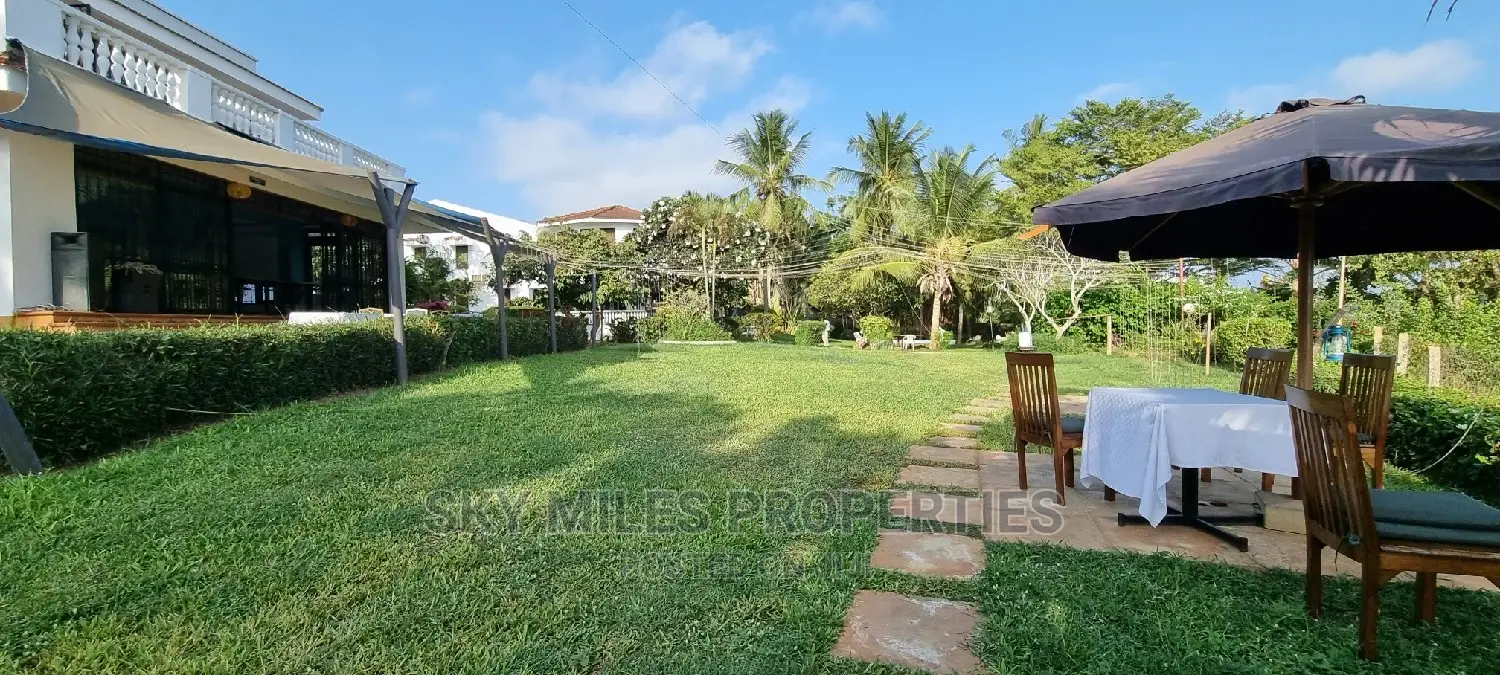 Holiday Villa's Mtwapa Creekside
