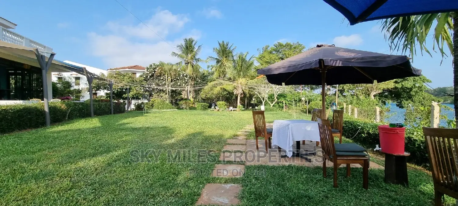 Holiday Villa's Mtwapa Creekside