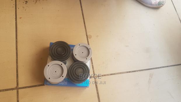 4pcs Anti-Vibration Washing Machine Pads - thumbnail 2