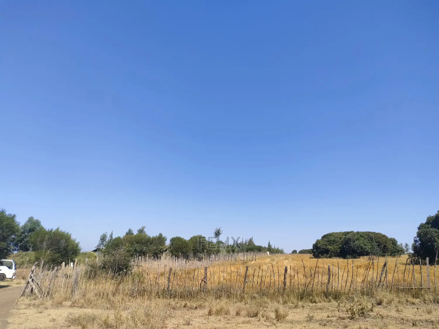 Chaka /Lusoi 2 Acres