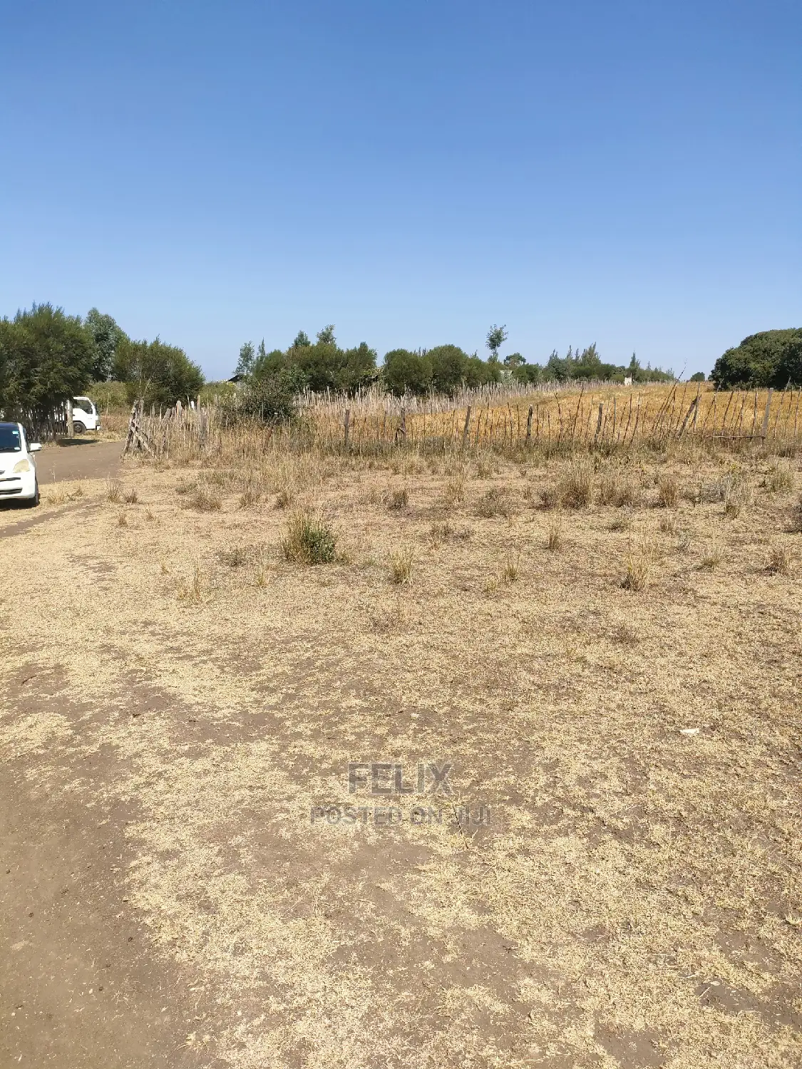 Chaka /Lusoi 2 Acres