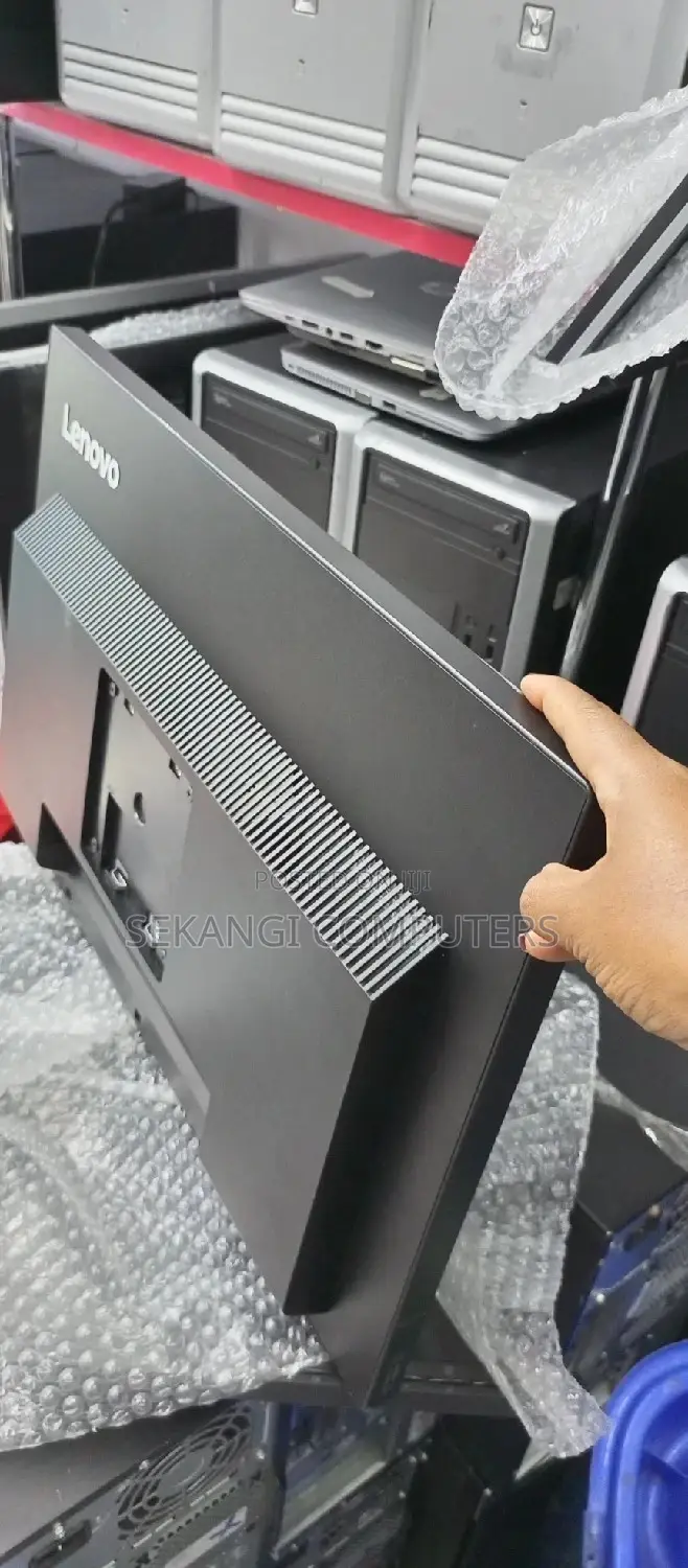Lenovo TFT Monitors
